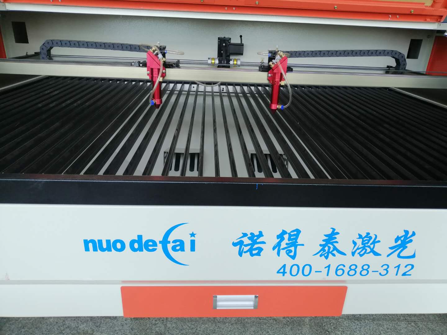開一家激光切割機(jī)加工中心賺錢嗎？
