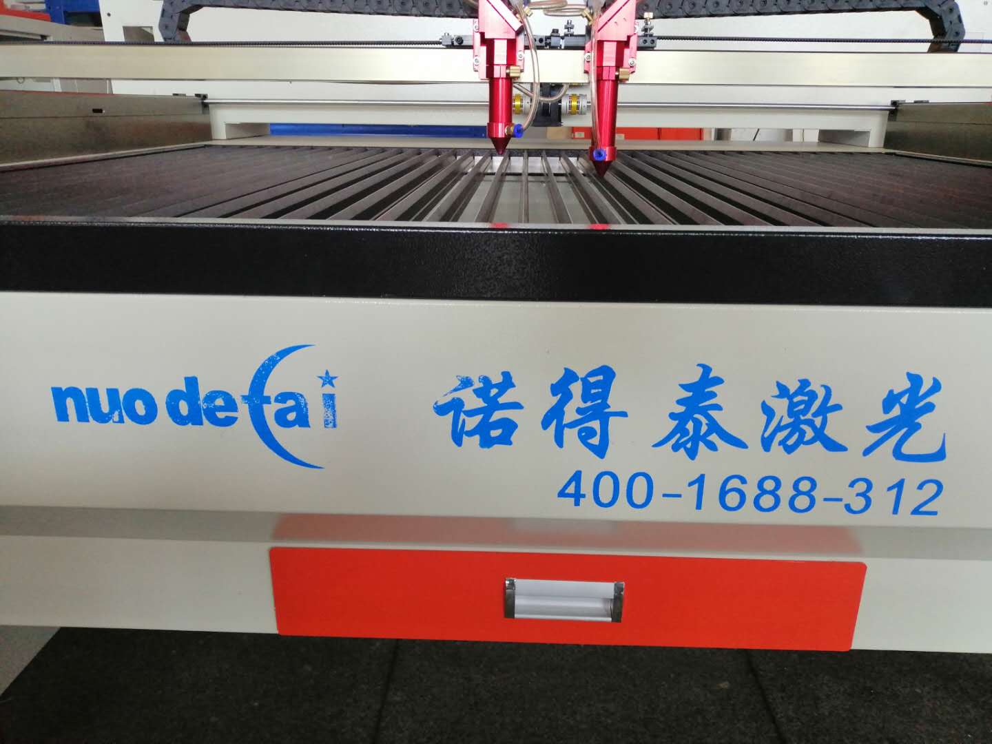 門牌標識行業(yè)激光切割機優(yōu)勢體現(xiàn)在哪些方面？